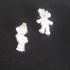 Disney pins
